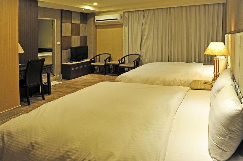Maple Hotel Tainan Eksteriør bilde