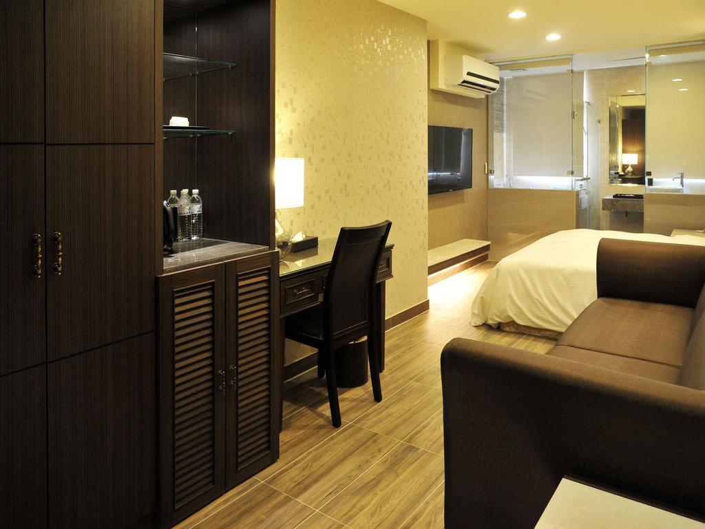 Maple Hotel Tainan Eksteriør bilde