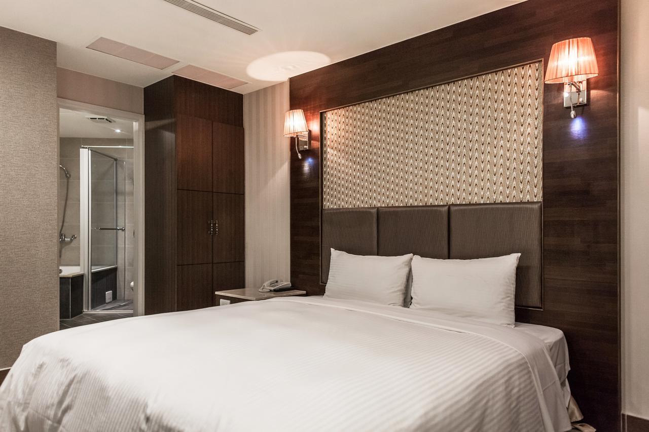 Maple Hotel Tainan Eksteriør bilde