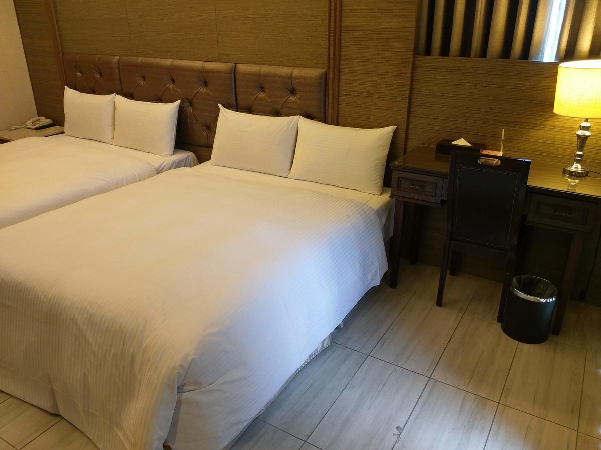 Maple Hotel Tainan Eksteriør bilde