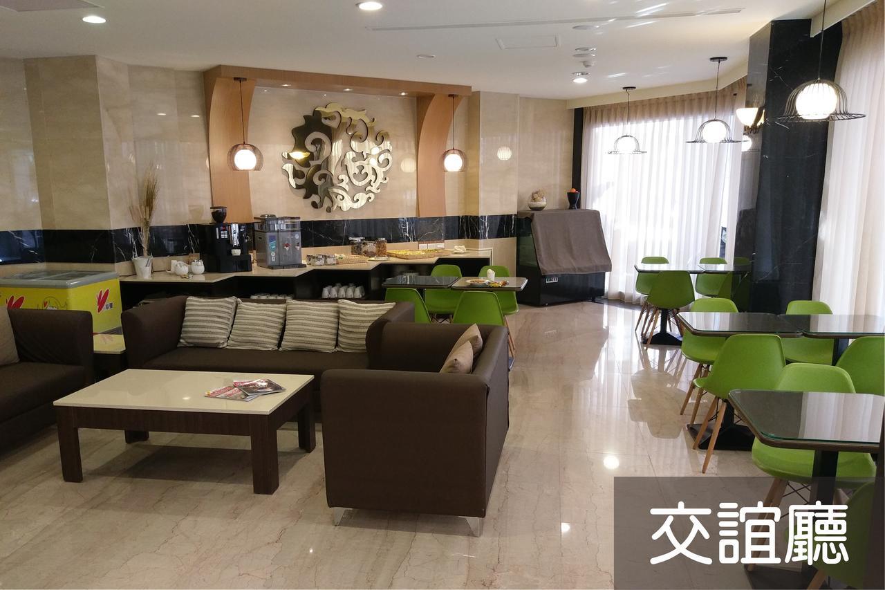 Maple Hotel Tainan Eksteriør bilde
